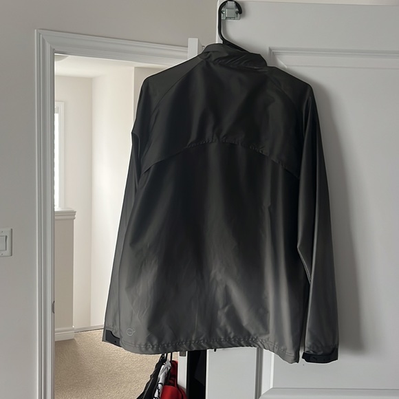 Puma windbreaker - Picture 2 of 3